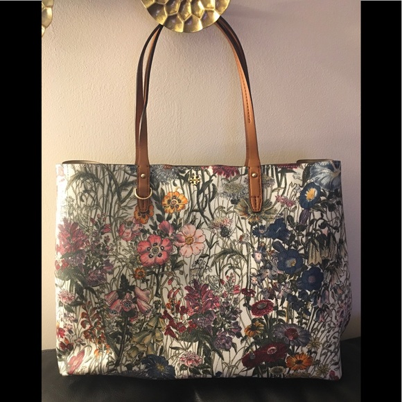 Tory Burch Handbags - 💐NWT !! Tory Burch Kerrington Melody Floral Tote